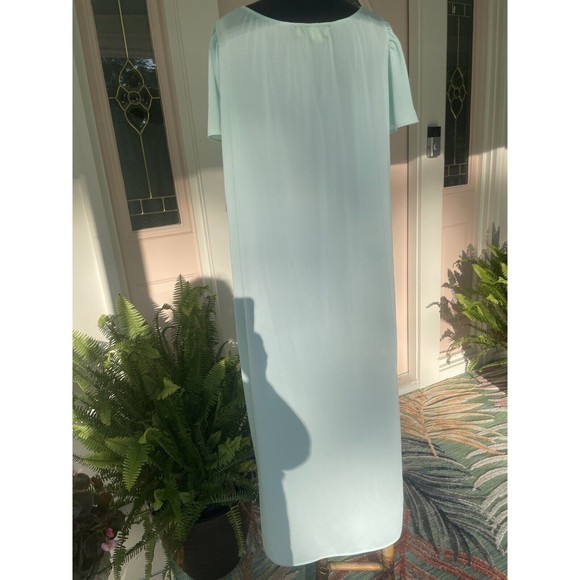 Miss Elaine Classics Blue Embroidered Flutter Sleeve L Gown Style 50809 - Picture 6 of 9